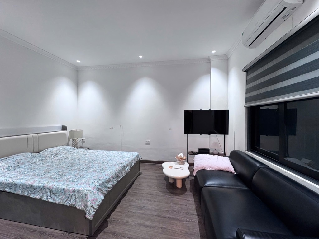 Bán Nhà Phố Ngọc Lâm Long Biên