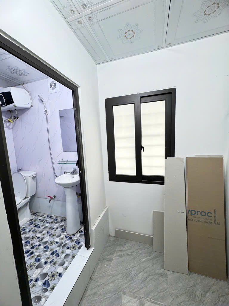 BÁN CĂN HỘ TẬP THỂ NGUYỄN TRÃI - THANH XUÂN. DT 75M2 x 3PN,2WC NHÀ ĐẸP Ở NGAY, GIÁ 2,63TỶ