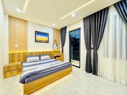 NHÀ ĐẸP GIÁ TỐT - NGAY CỘNG HÒA - 40M2 - ĐI ĐÂU CŨNG TIỆN - NHỈNH 6 TỶ
