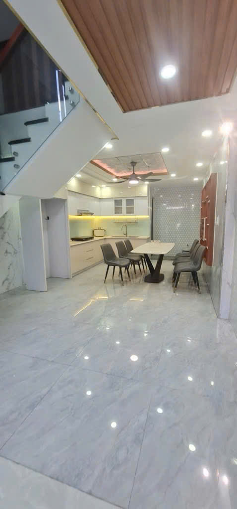 Bán nhà mới đẹp 5 tầng BTCT - Trung tâm Tân Bình - nhỉnh 7 tỷ dọn vào ở ngay