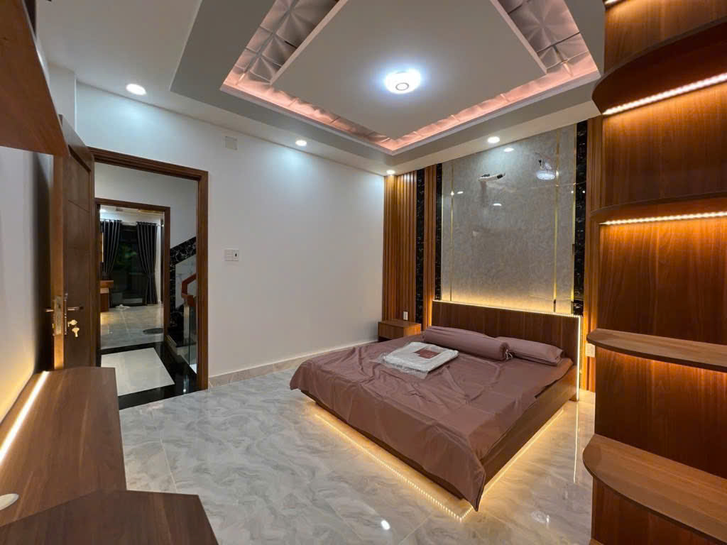 Bán nhà mới đẹp 5 tầng BTCT - Trung tâm Tân Bình - nhỉnh 7 tỷ dọn vào ở ngay