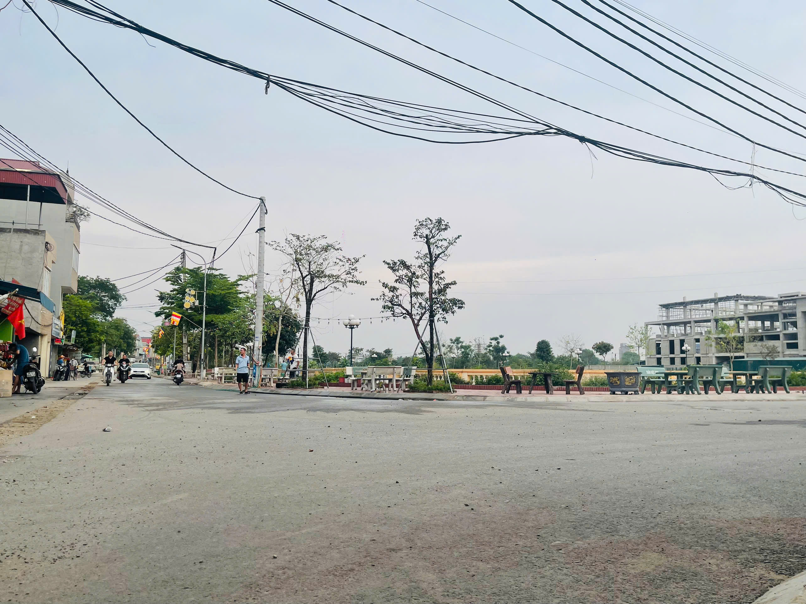 BÁN BIỆT THỰ ĐẸP 3 MẶT THOÁNG – GẦN HỒ ĐIỀU HOÀ/GẦN CHỢ – NAM HỒNG, ĐÔNG ANH _ GIÁ ĐẦU TƯ:10.7tỷ.