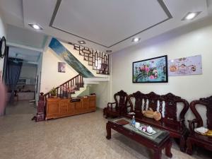 BÁN GẤP NHÀ 2 TẦNG YÊN VINH LÔ GÓC _ GIÁ CHỈ NHỈNH 5 TỶ