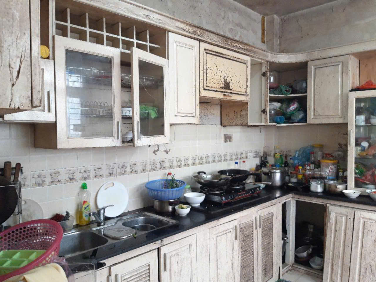 Mặt ngõ Ô Cách Việt Hưng Long Biên 63.7m, 5 tầng, MT 5.2m, giá 8.5 tỷ.