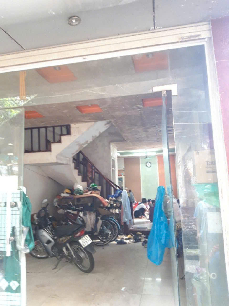 Mặt ngõ Ô Cách Việt Hưng Long Biên 63.7m, 5 tầng, MT 5.2m, giá 8.5 tỷ.