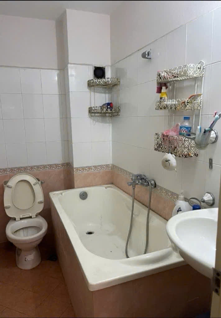 Chỉ với hơn 7 tỷ, sở hữu ngay nhà phân lô trung tâm Bồ Đề, 43m, 4 tầng..