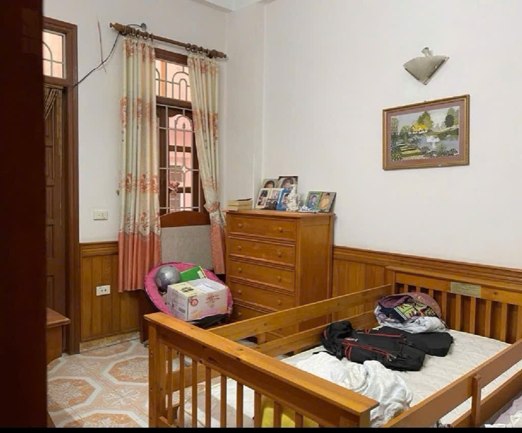 Chỉ với hơn 7 tỷ, sở hữu ngay nhà phân lô trung tâm Bồ Đề, 43m, 4 tầng..