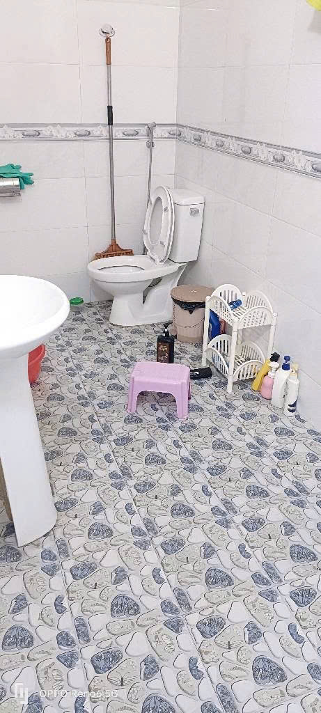 Phật Tích Tiên Du 250/314 m, 4 tầng, MT 8,8m, đường ô to tránh mà chỉ 4.x tỷ. .