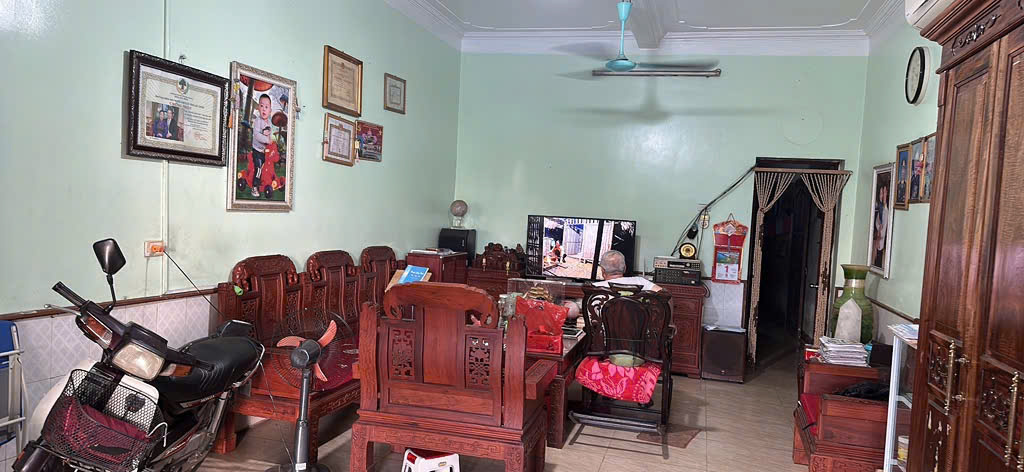 Nhà mặt phồ 3 tầng , phường Đại Phúc, TP Bắc Ninh, khu Đấu Mã, 97m.