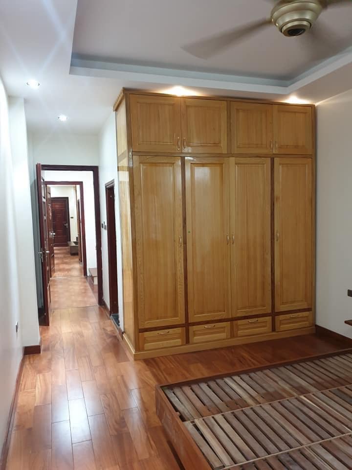 Bán nhà 5 tầng 41m2 Phú Diễn, Gần oto, An sinh tốt, Full nội thất, Nhà đẹp ở ngay chỉ nhỉnh 7 tỷ