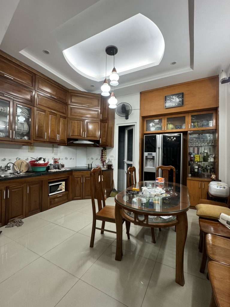 Bán nhà 5 tầng 52m2 quận Nam Từ Liêm chỉ 9.x tỷ, 30m ra oto, 50m ra phố, Thông số đẹp, Nhà đẹp ở ngay