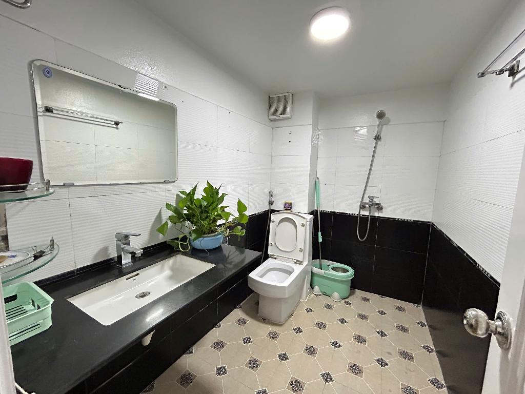Bán nhà 45m2 đường Mỹ Đình, 1 nhà ra oto, Gần phố, Mặt tiền rộng, Full nội thất, Nhà đẹp ở luôn