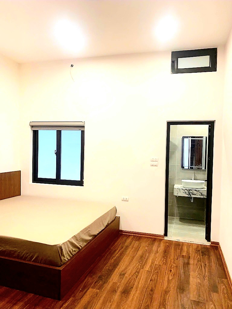 Bán nhà 48m2 Cổ Nhuế, Phạm Văn Đồng, Ngõ nông thoáng, Gần phố, Full nội thất, Ở hoặc cho thuê