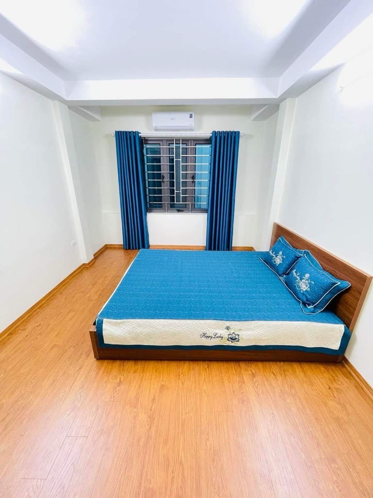 Bán nhà Khúc Thừa Dụ, Cầu Giấy, Ngõ thông, Gần phố, 2 thoáng, 45m2, Nhỉnh 9 tỷ