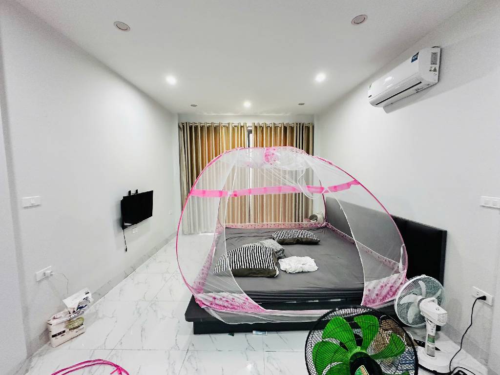 Bán nhà phố Nhân Mỹ, Mỹ Đình, 30m ra oto, Đầy đủ tiện ích, Nhà đẹp ở luôn, 35m2