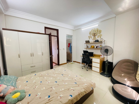 Bán Nhà 5 Tầng Phố Lê Quang Đạo Chỉ Nhỉnh 7 Tỷ, Ngõ Rộng Thoáng, Đầy đủ Tiện ích, Nhà đẹp ở Luôn