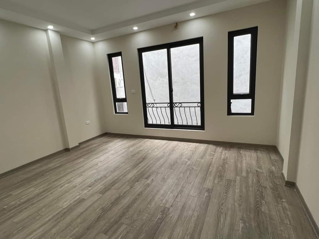 Bán nhà 6 tầng Xuân La, Võ Chí Công, 20m ra oto, Gần mặt phố, Thang máy, Full nội thất xịn, 40m2 chỉ nhỉnh 9 tỷ