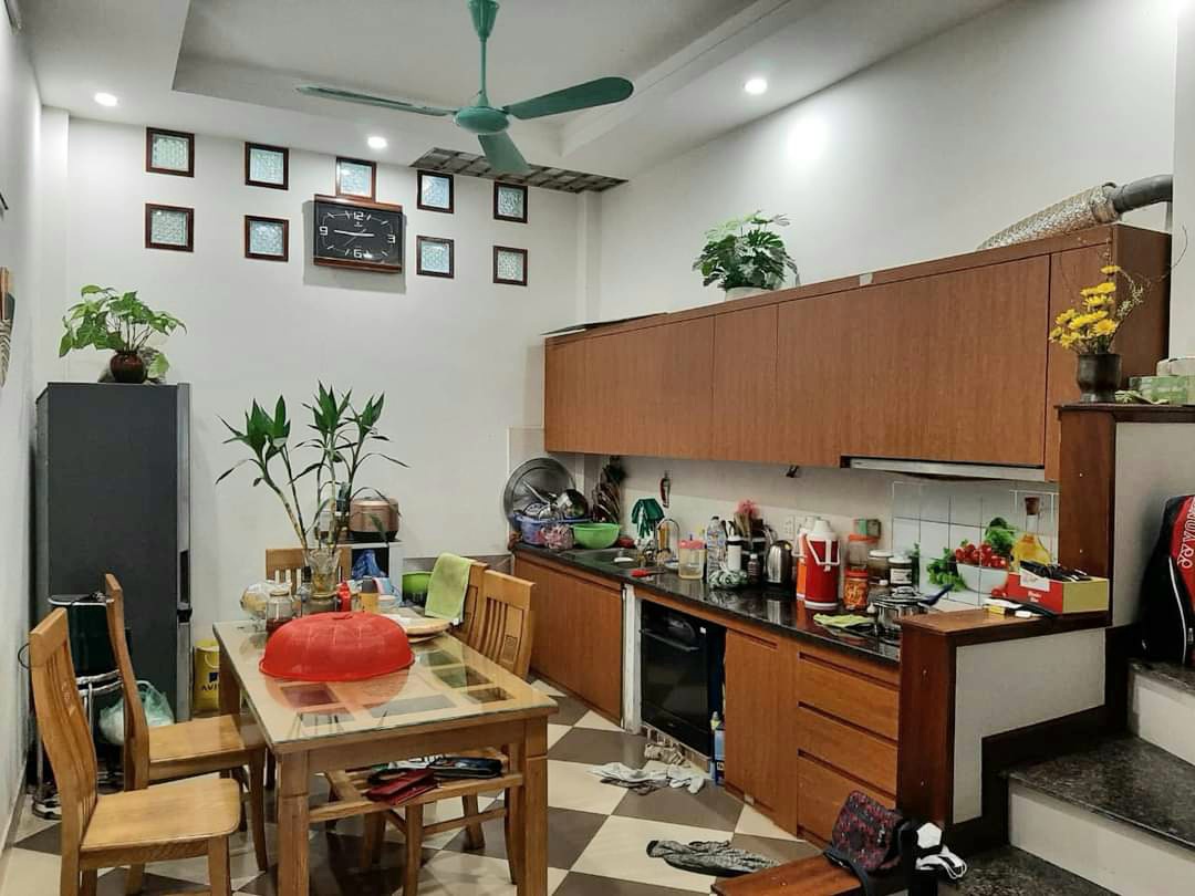 Chỉ nhỉnh 6 tỷ sở hữu nhà đẹp 51m2 đường Mỹ Đình, Nguyễn Hoàng, Gần oto, gần mặt phố, An sinh tốt