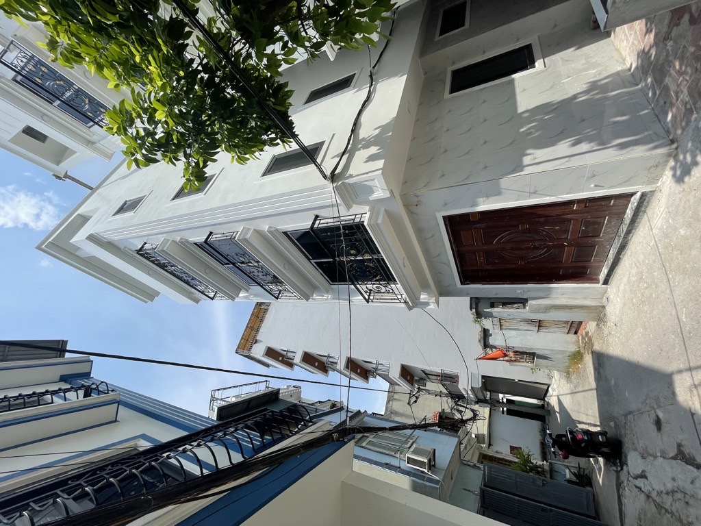 Siêu Hiếm! Nhà Đẹp Lô Góc Bắc Từ Liêm, 6 Tầng Thang Máy, 2 Mặt Thoáng, Oto Vào Tận Cửa, Chỉ Nhỉnh 6 tỷ