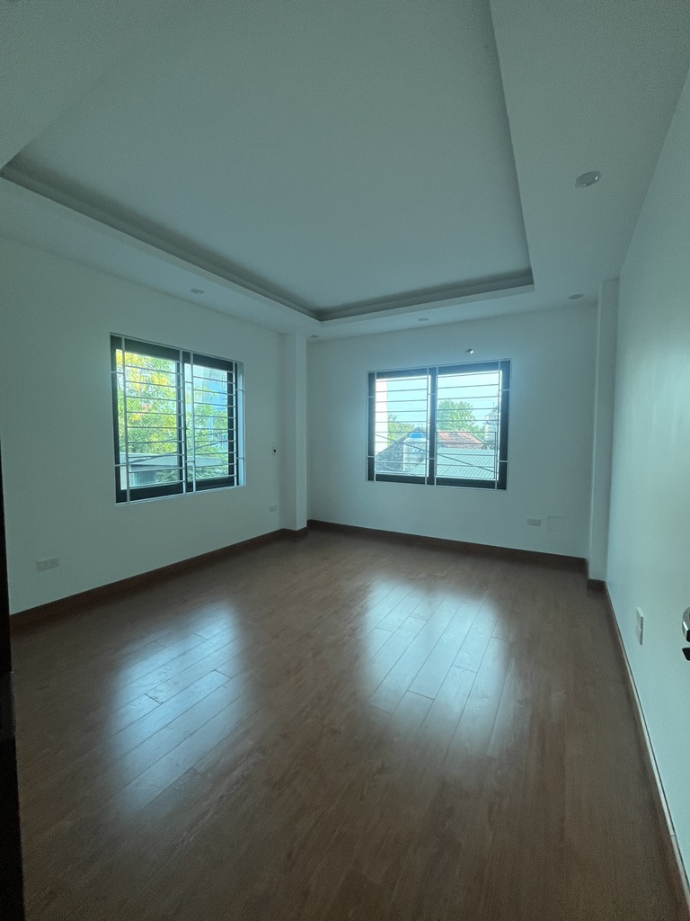 Siêu Hiếm! Nhà Đẹp Lô Góc Bắc Từ Liêm, 6 Tầng Thang Máy, 2 Mặt Thoáng, Oto Vào Tận Cửa, Chỉ Nhỉnh 6 tỷ