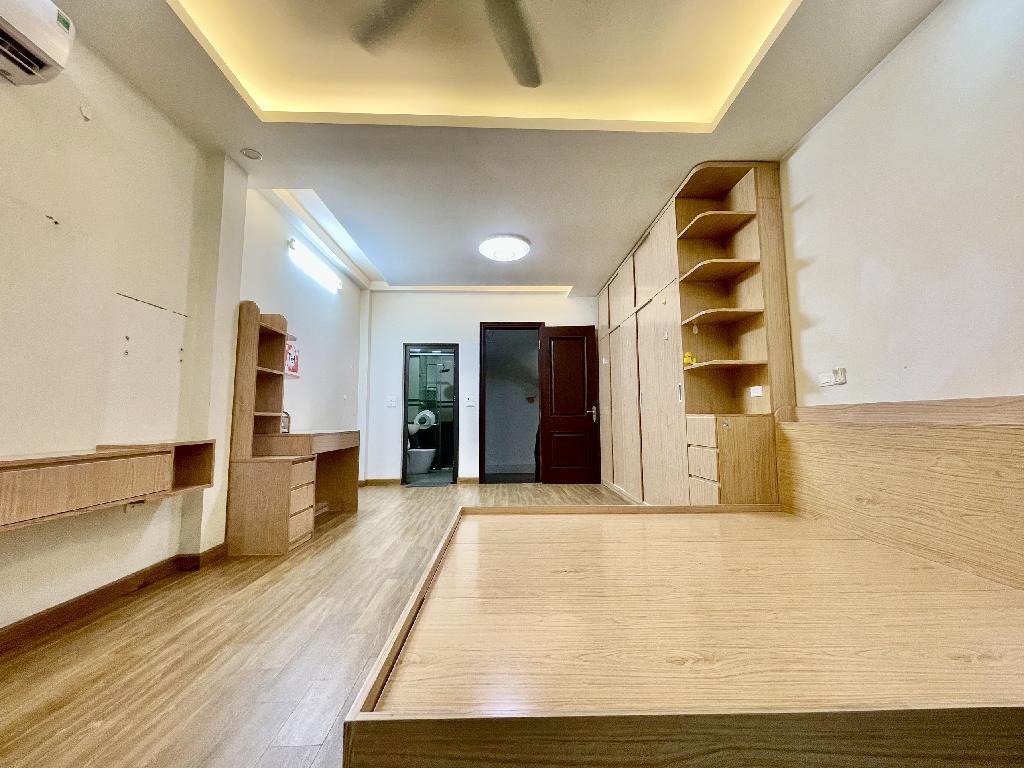 Nhà Mới Đẹp Cầu Diễn, 6 Tầng Hiện Đại, Khu Dân Trí Cao, Oto Gần Nhà, Không Gian Sống Lý Tưởng Cho Gia Đình Trẻ!