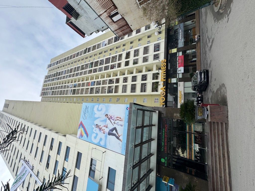 Siêu rẻ, Căn hộ 3 ngủ siêu đẹp Chung cư Intracom 2 Cầu Diễn, Lô góc thoáng sáng, Full nội thất, 94m2 chỉ nhỉnh 6 tỷ