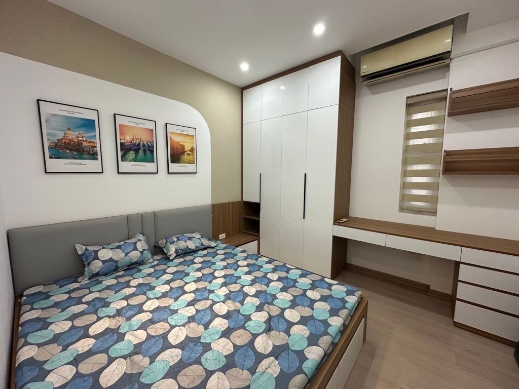 Siêu hiếm! Chỉ nhỉnh 4 tỷ sở hữu ngay căn hộ 2 ngủ lô góc siêu đẹp chung cư Yên Hòa, Cầu Giấy