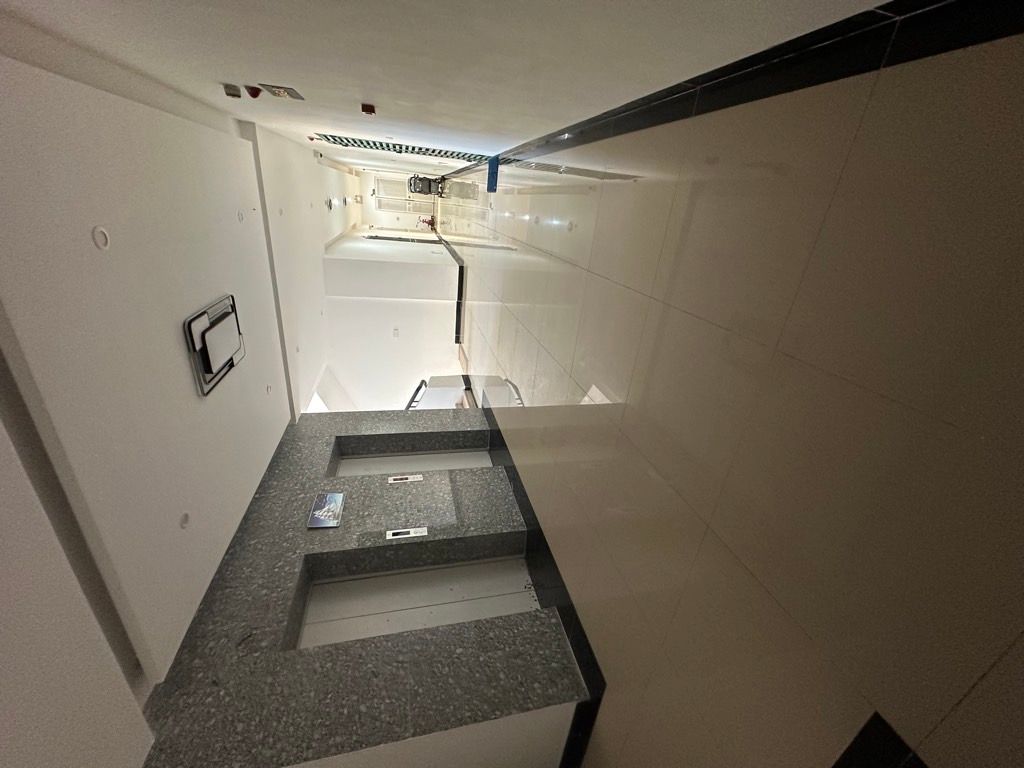 Siêu hiếm! Chỉ nhỉnh 4 tỷ sở hữu ngay căn hộ 2 ngủ lô góc siêu đẹp chung cư Yên Hòa, Cầu Giấy