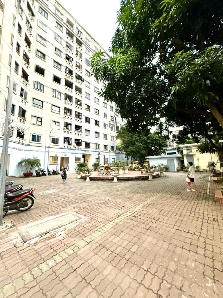 Hiếm nhất Ba Đình, Căn hộ chung cư Đốc Ngữ siêu đẹp 98m2, 3 ngủ 2WC, Dân trí cao, An ninh tốt, Tặng full nội thất xịn, Ở ngay