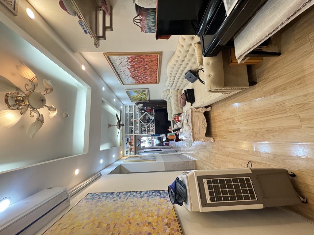 Siêu hiếm, Căn hộ 2 ngủ 2WC chung cư Kim Văn Kim Lũ, Tặng nội thất xịn, Ở ngay chỉ nhỉnh 4 tỷ