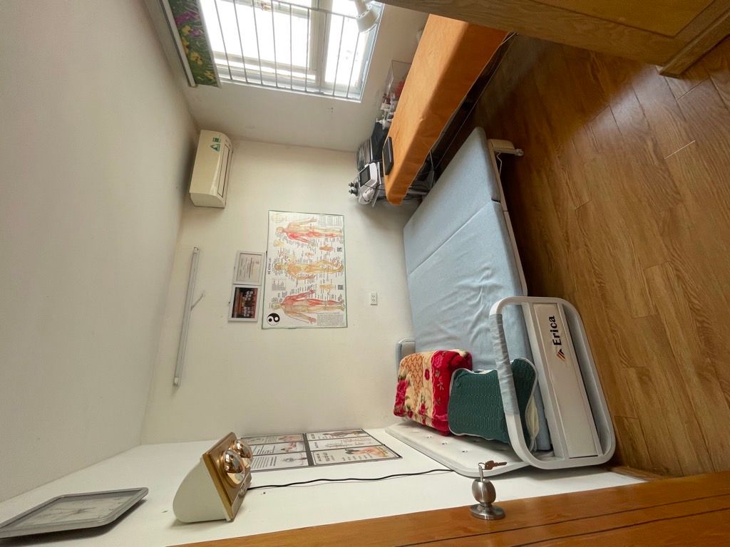 Siêu hiếm, Chỉ nhỉnh 4 tỷ sở hữu ngay căn hộ 2 ngủ 1WC chung cư Ecohome 1, Tặng full nội thất cao cấp