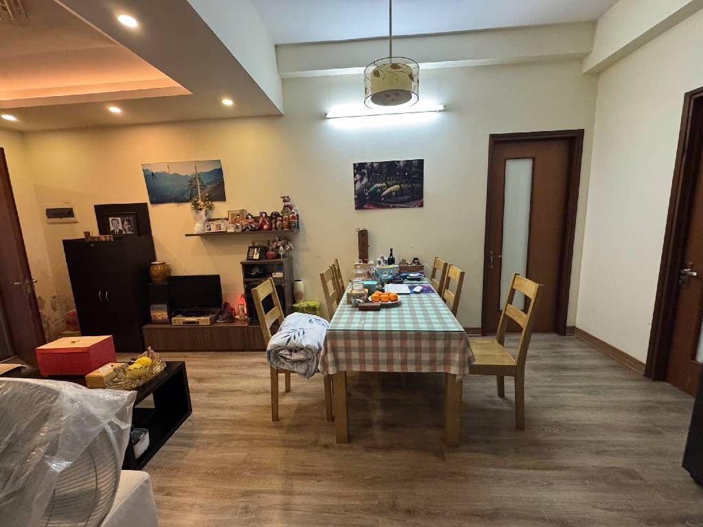 Chỉ nhỉnh 7 tỷ sở hữu ngay căn hộ 93m2, 3 ngủ 2WC tầng cao view đẹp, chung cư OCT5A Resco Phạm Văn Đồng