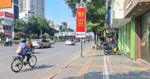Bán nhà 5 tầng, 52m2 phố Trần Duy Hưng, Cầu Giấy, 50m ra phố, Thoáng trước sau, An sinh tốt, Nhà đẹp ở luôn