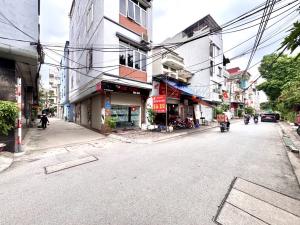 Bán nhà Phú Diễn, Phân lô, Oto vào nhà, 2 thoáng, Dân trí cao, Ngõ thông, Kinh doanh, 60m2 chỉ 1x tỷ