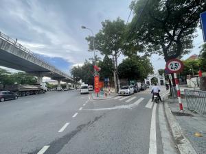 Nhà Đẹp 5 Tầng Cầu Diễn, 3 Bước Ra Ô Tô, An Sinh Tuyệt Đỉnh, Không Gian Sống Tuyệt Vời Cho Gia Đình Trẻ!