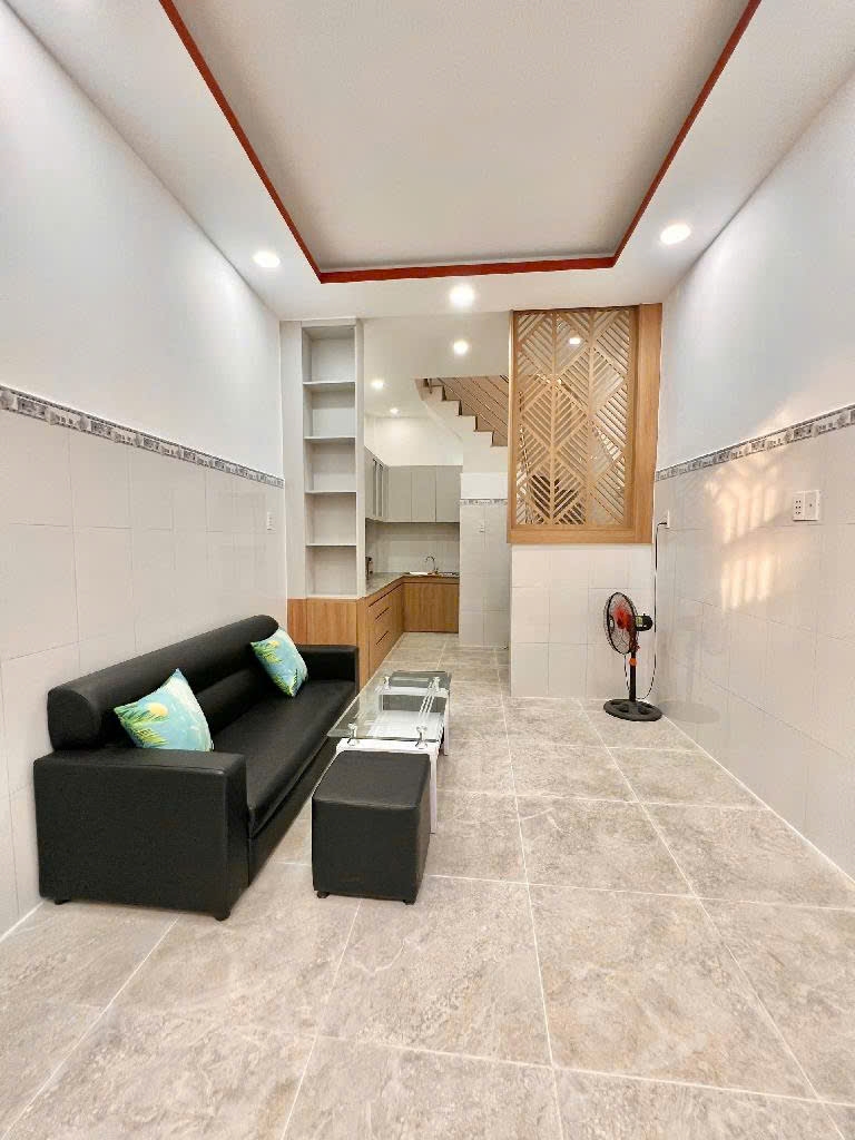 * Nhà 4 Tầng , Trần Xuân Soạn , Quận 7 , 26m² , Cách mặt tiền đường 29m , 4Tỷ nhĩnh