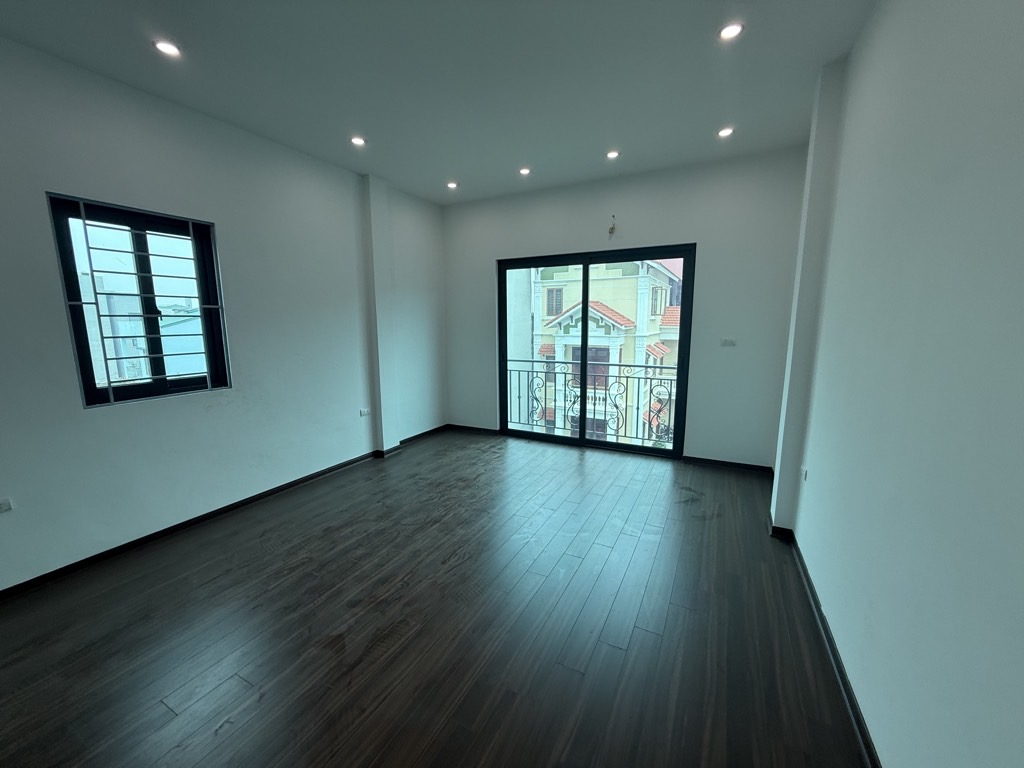 Vĩnh Ninh 78 4 9.3 9 6.58 tỷ Vĩnh Quỳnh