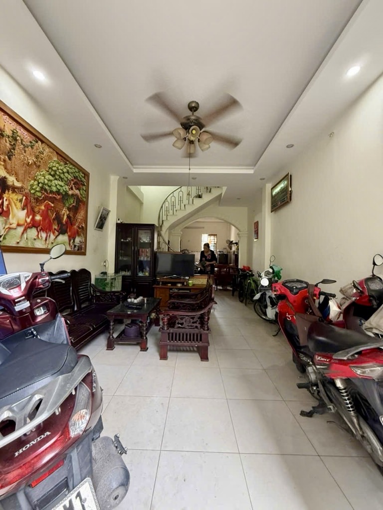 Tứ Hiệp 47.3/52 4 4 13 6.8 tỷ Tứ Hiệp Thanh Trì47.3/52
