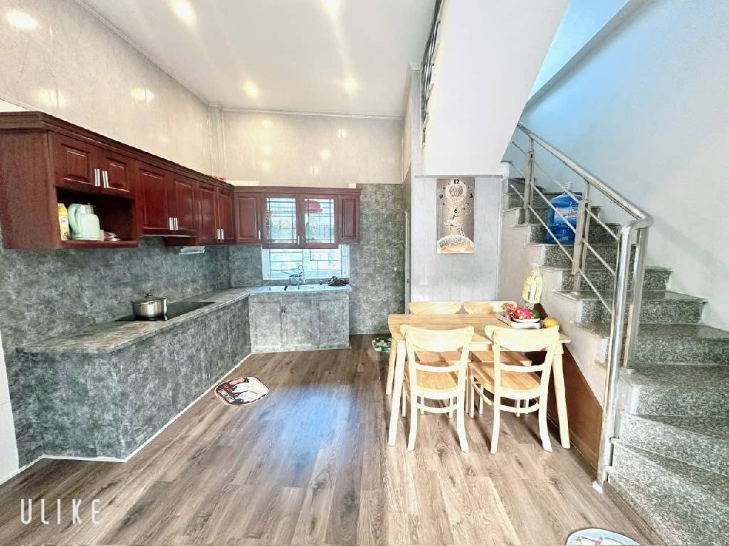 hhôn 2 Vạn Phúc - Nam Phù 30/35 4 4.5 7 3.5 tỷ