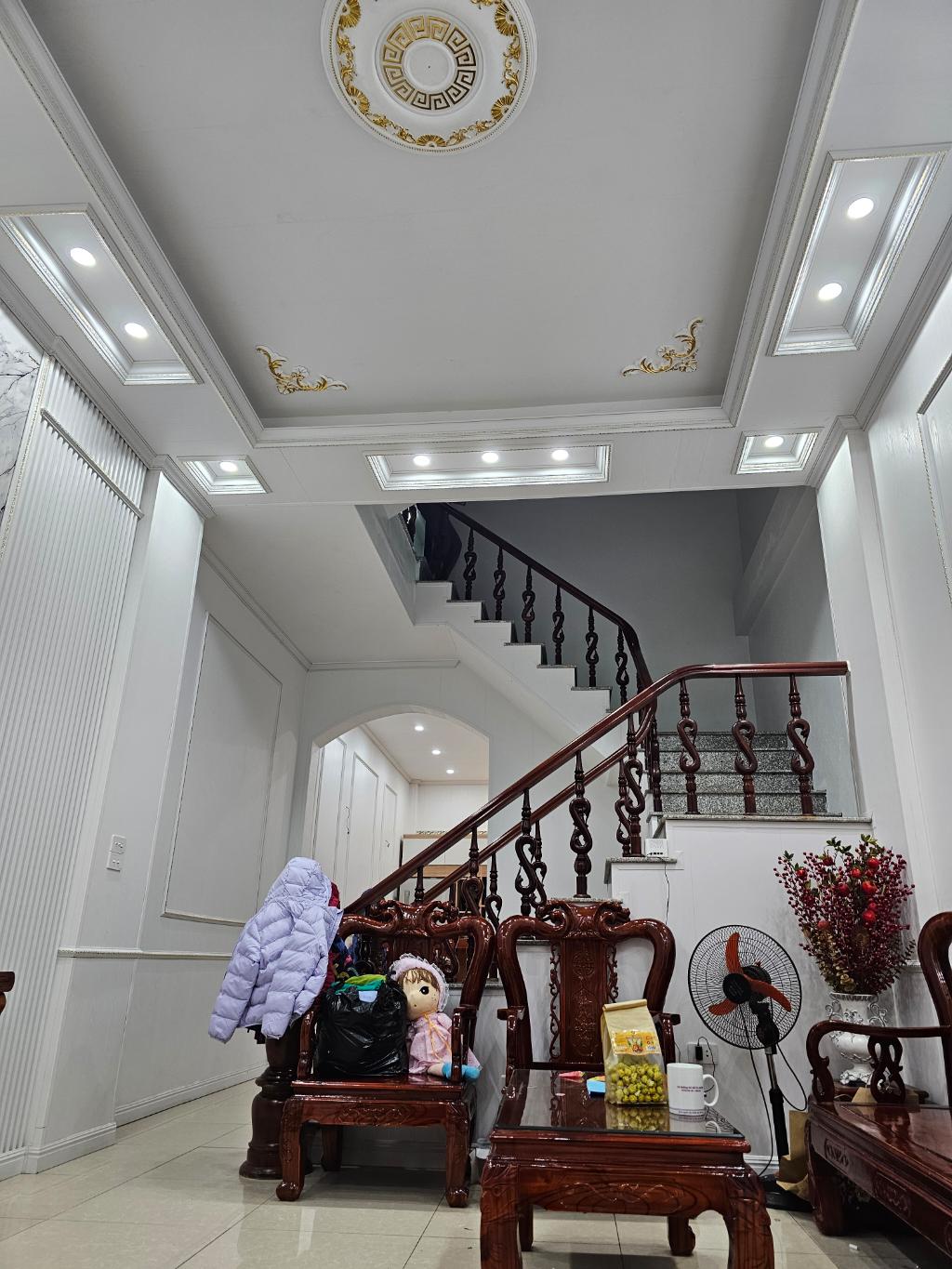 đường Vĩnh Khang 66.8 2 4.1 17 8.4 tỷ Ngọc Hồi