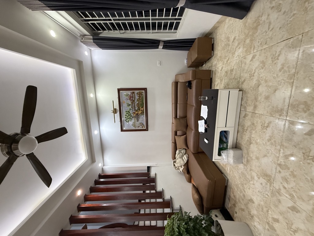 Tự Khoát 63 3 5.8 12 9.85 tỷ Thanh Trì