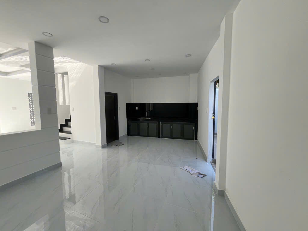 Bán nhà riêng tại Đường Huỳnh Tấn Phát, Quận 7,  Hồ Chí Minh diện tích 71,5 m2 giá 5,8 tỷ