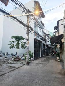 Bán nhà riêng tại Đường Huỳnh Tấn Phát, Quận 7, Hồ Chí Minh diện tích 60.4 m2 giá 6 tỷ 750