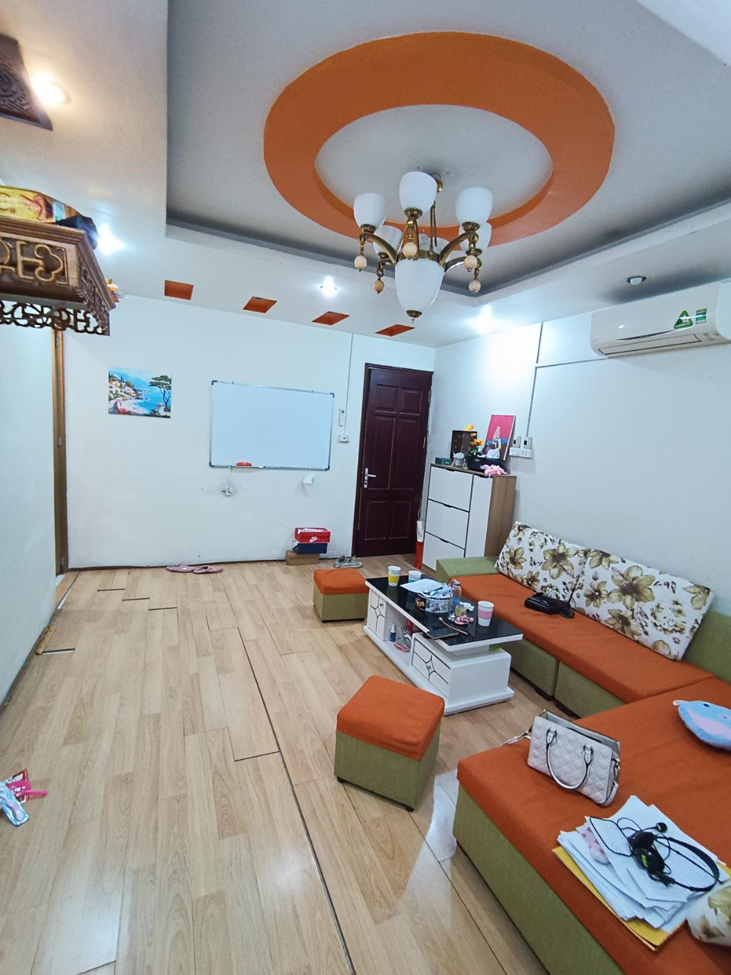 BÁN NHÀ PHỐ PHÙNG KHOANG dt 120m x 5 tầng giá 21 tỷ.