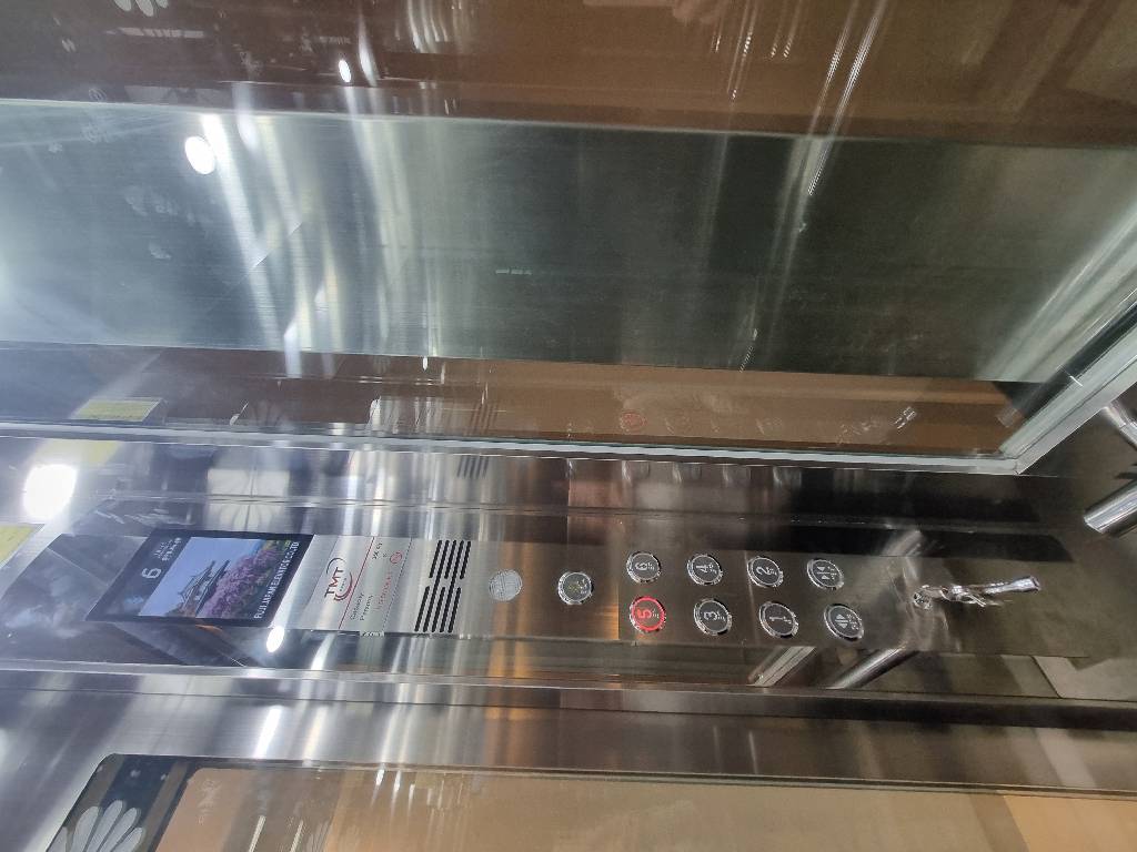 BÙI XƯƠNG TRẠCH 33m x6 tầng  giá 12,3 tỷ
