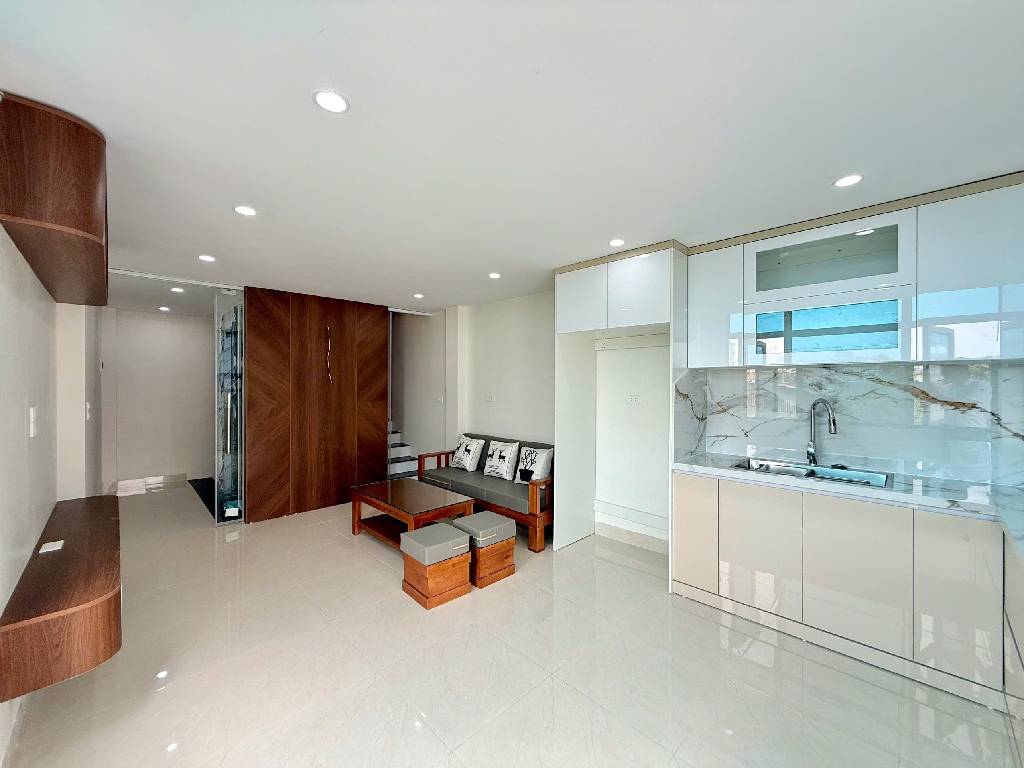 BÙI XƯƠNG TRẠCH 33m x6 tầng  giá 12,3 tỷ