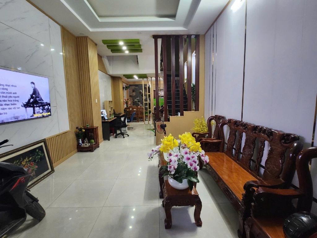 SIÊU PHẨM 3 TẦNG ĐƯỜNG SỐ 7 LINH TRUNG ,THỦ ĐỨC