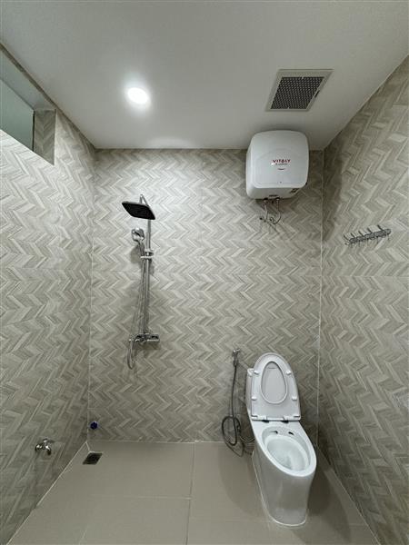 BÁN NHÀ TẬP THỂ KIM LIÊN THÔNG 3 PHÒNG CỰC HIẾM,ĐẸP LUNG LINH, 160M2, 2 TẦNG, 6PN, 3WC