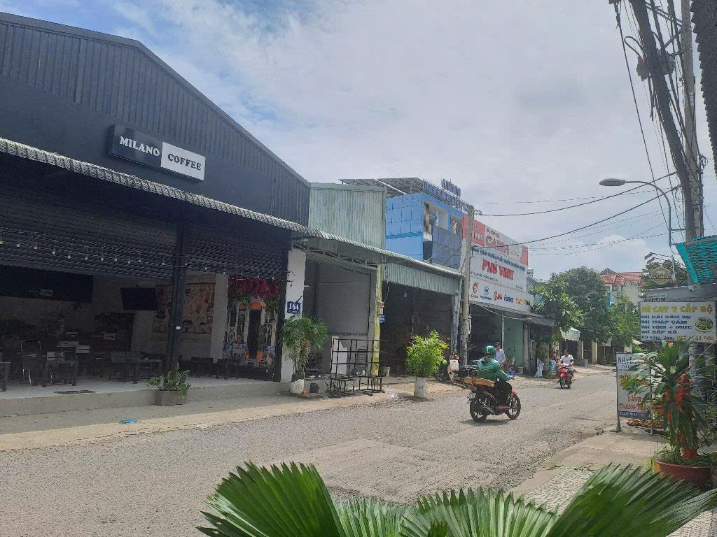 Căn nhà lý tưởng ở Thạnh Lộc 49 – Mới đẹp, không gian rộng