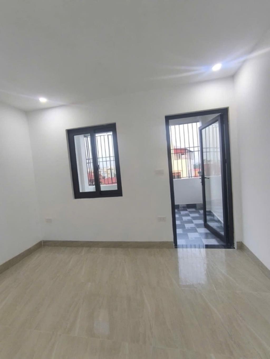 NHÀ MỚI XÂY , kiến trúc hài hòa, đẹp từng centimet